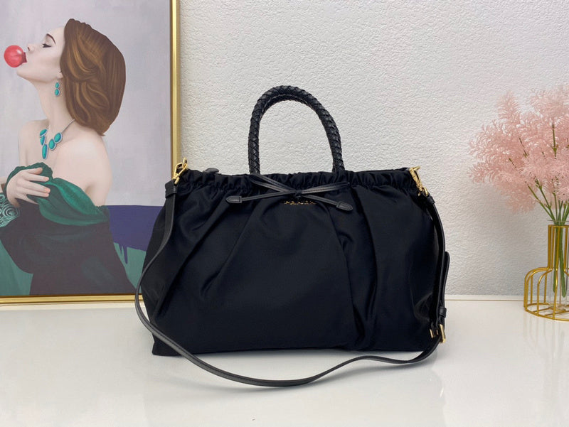 Prada Bags - 2679