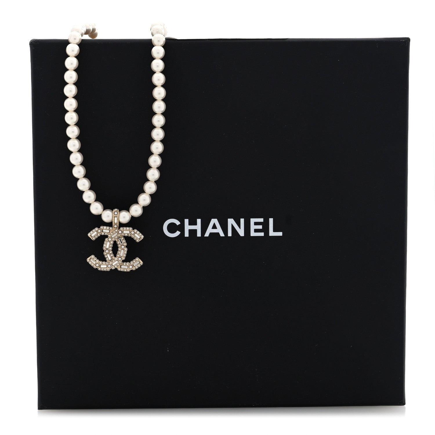 Pearl Crystal Baguette CC Short Necklace Gold