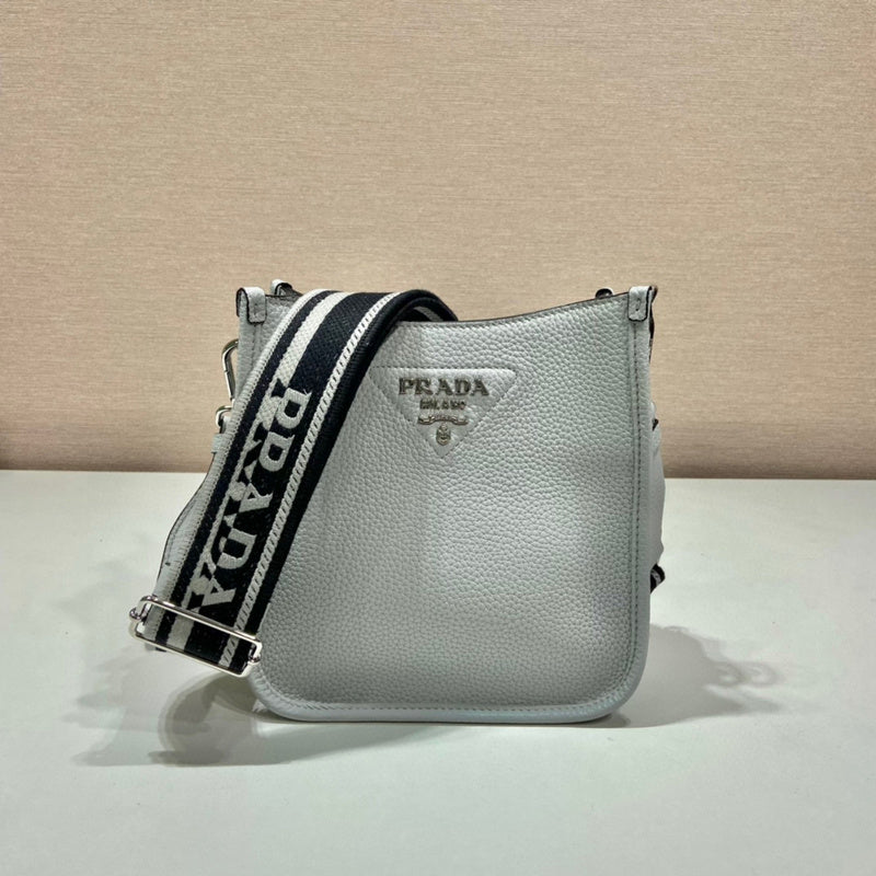 Prada Bags - 3971