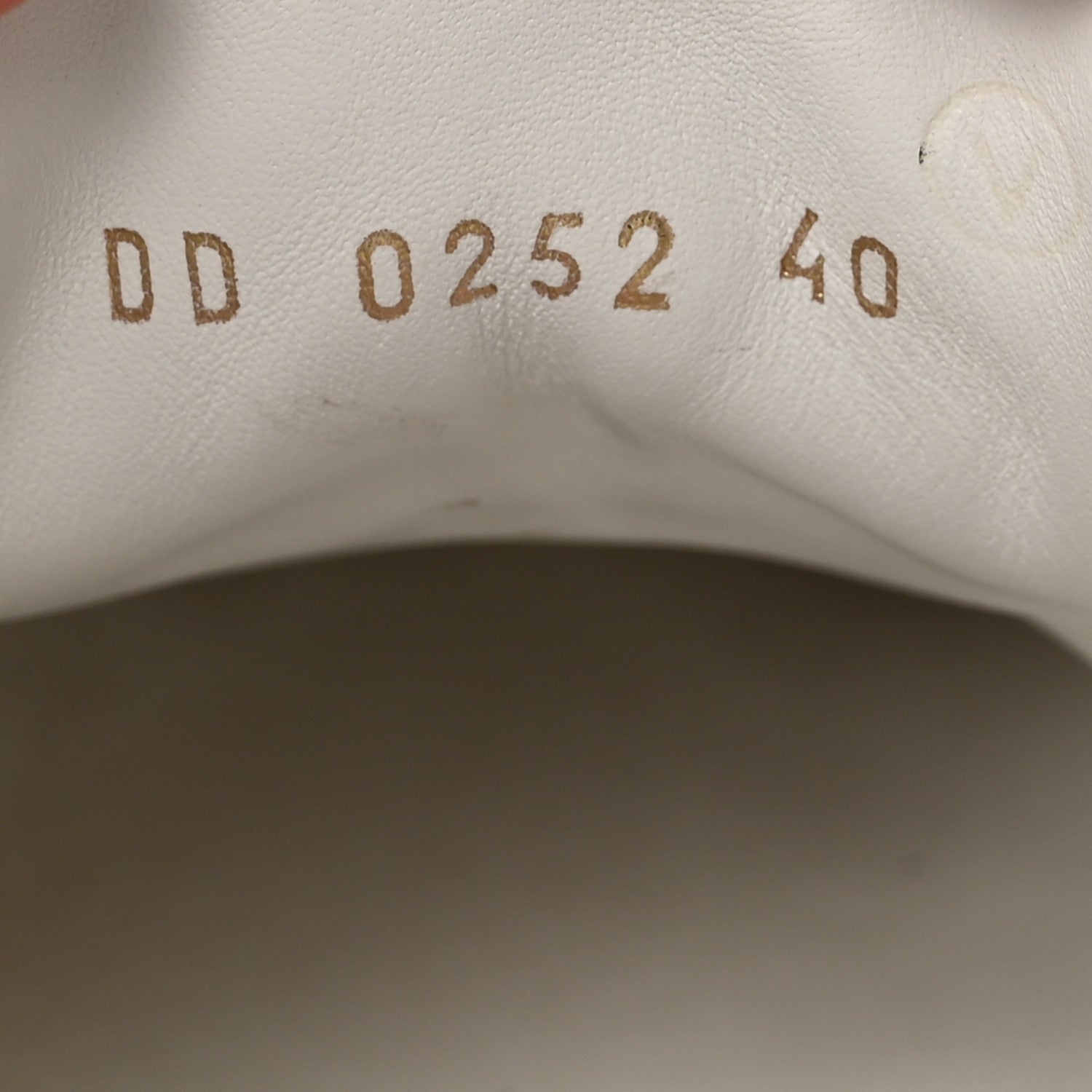 Louis Vuitton Lambskin Embossed Monogram Time Out Sneakers 40 White