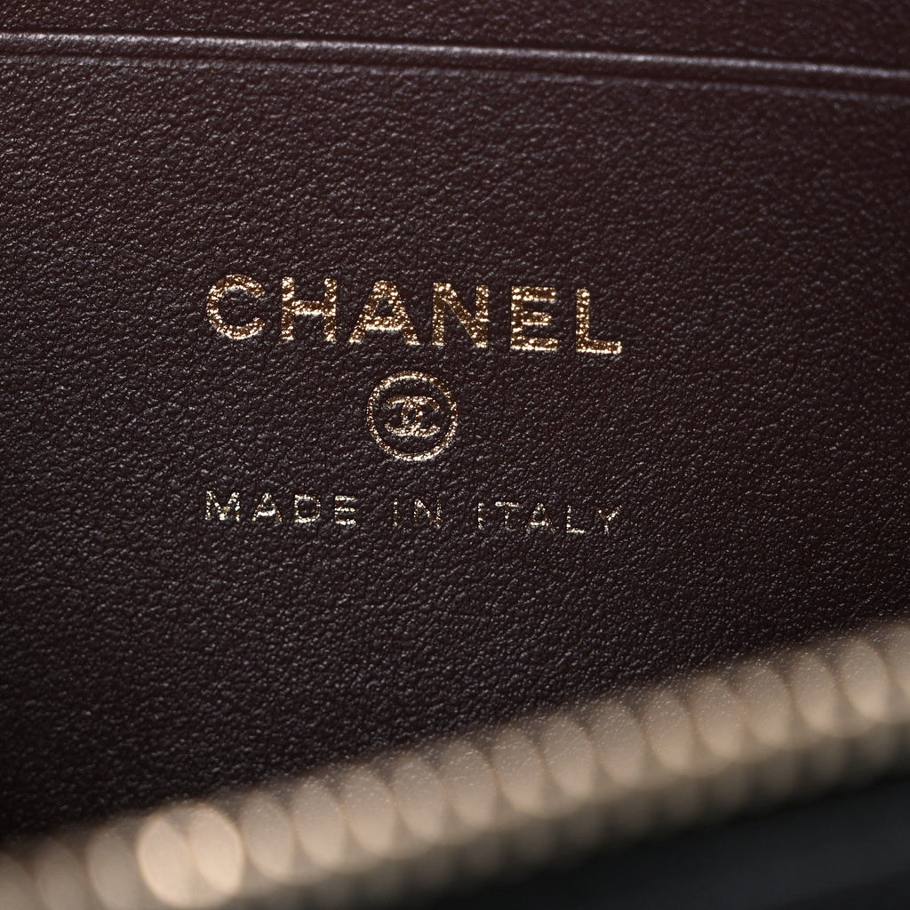 Chanel Caviar Quilted Top Handle Slim Vanity With Chain Black