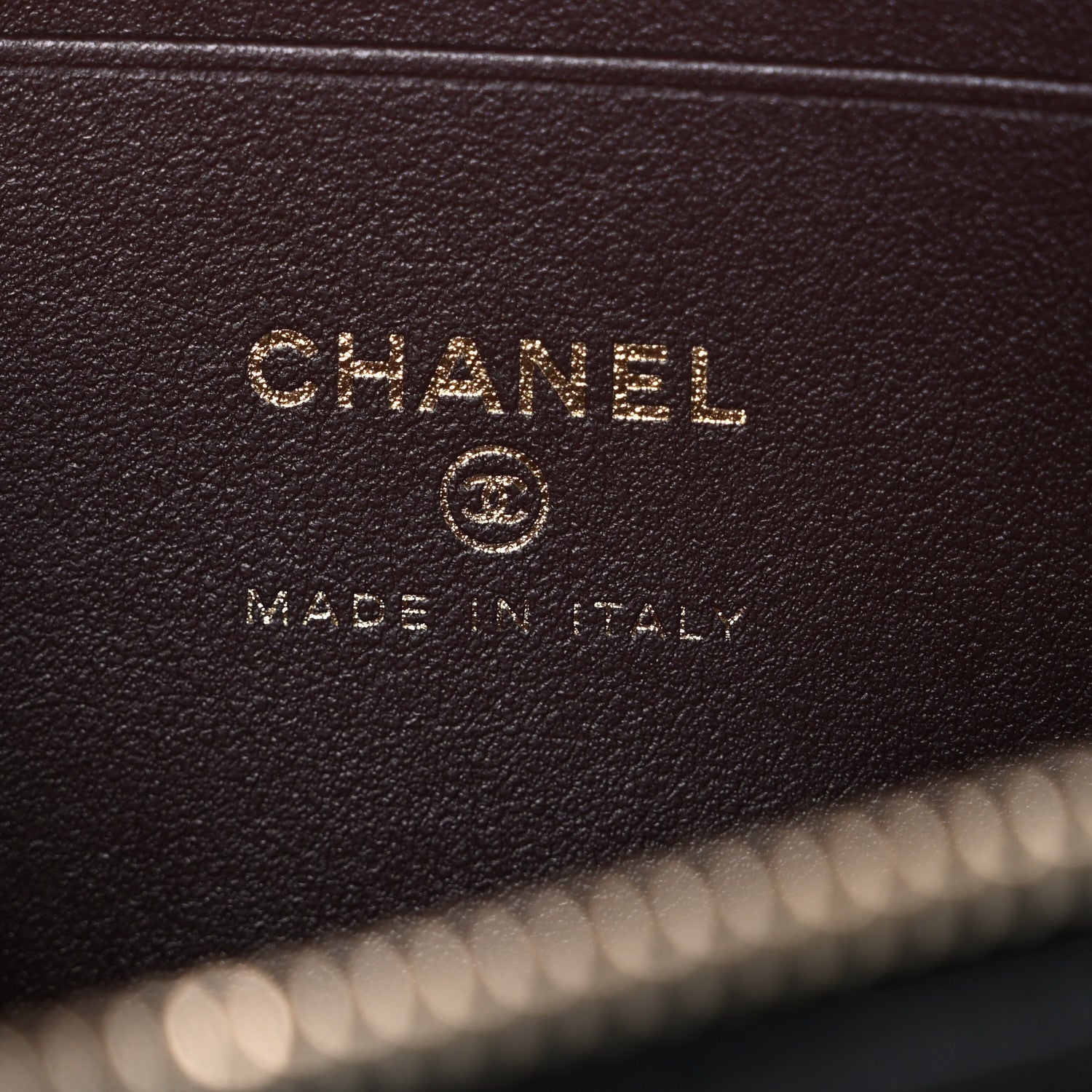 Chanel Caviar Quilted Top Handle Slim Vanity With Chain Black