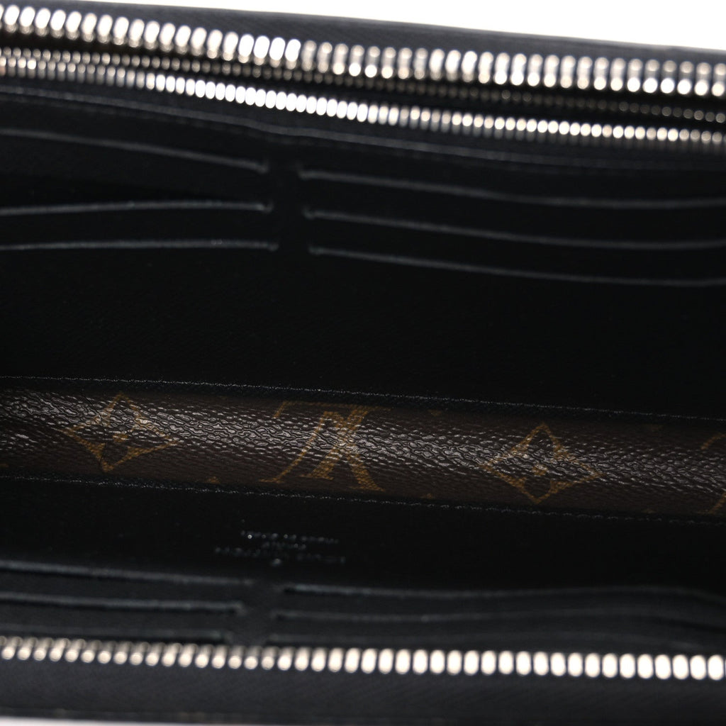 Louis Vuitton Monogram Dragonne Zippy Wallet