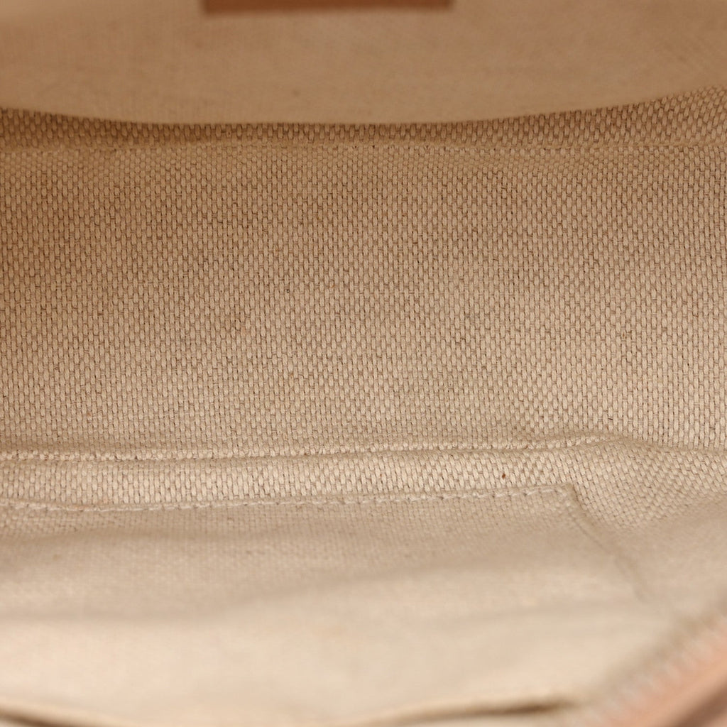 Gucci Pebbled Calfskin Small Soho Disco Bag Camelia