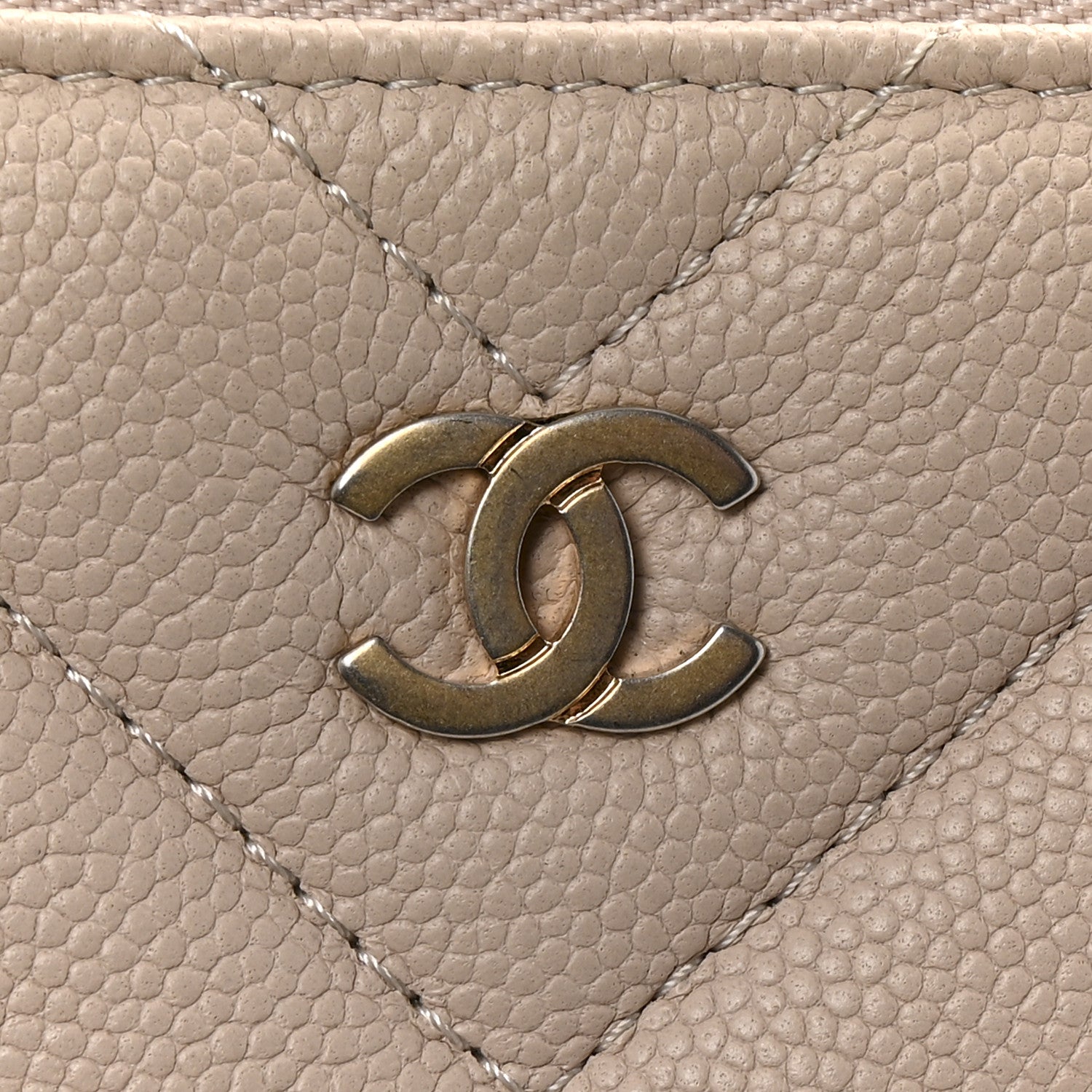 Caviar Chevron Quilted Medium Zip Pouch Light Beige