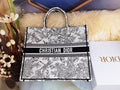 Dior Bags - 4610
