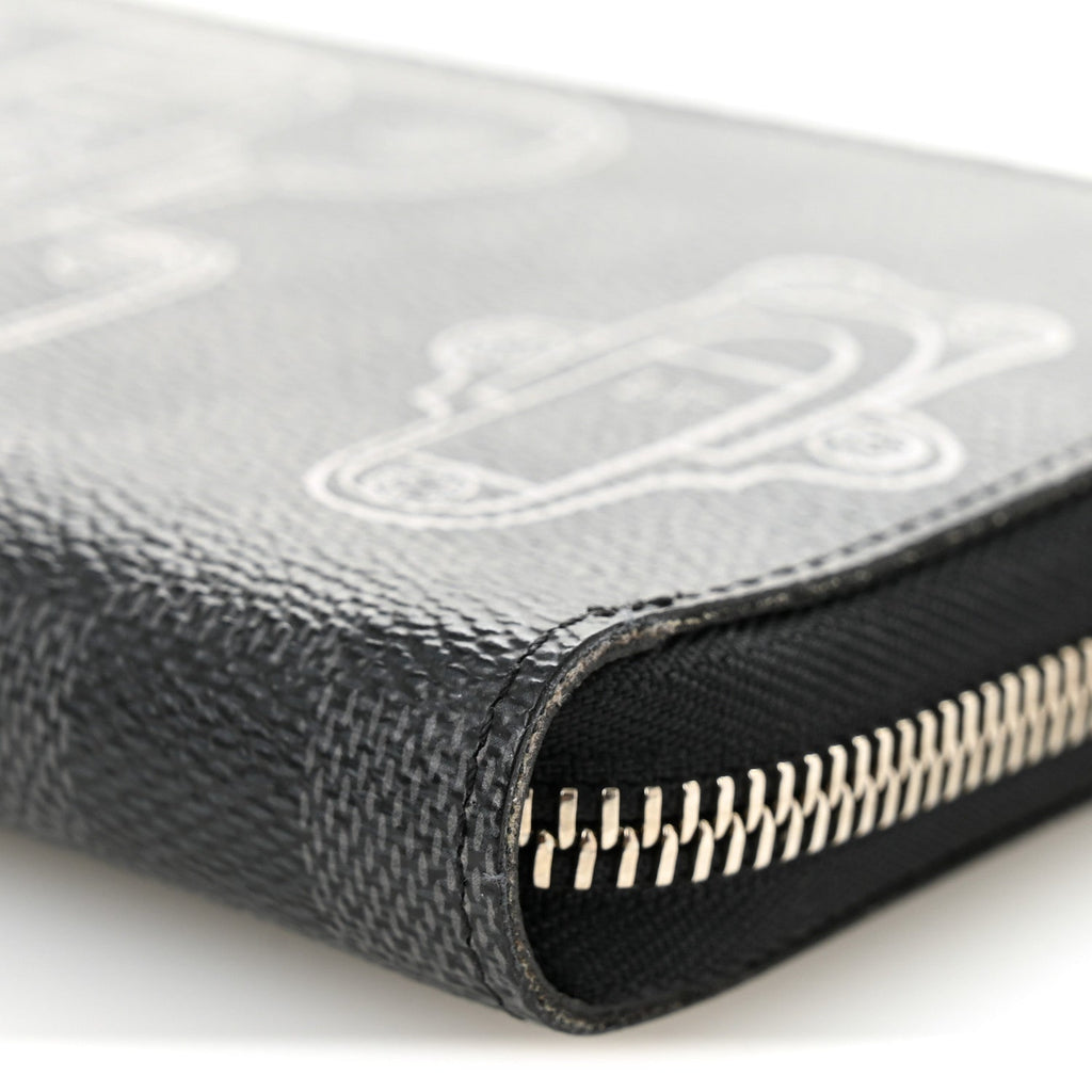 Louis Vuitton Damier Graphite Trunks and Locks Zippy Organizer Wallet