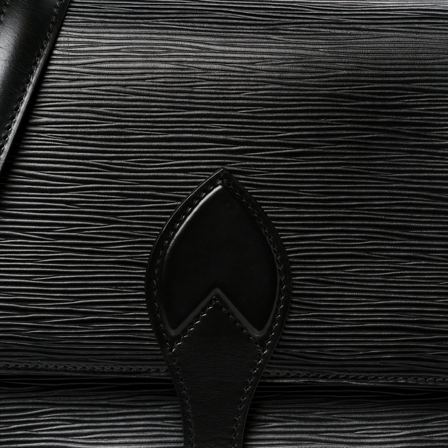 Louis Vuitton Epi Cartouchiere 22 Black