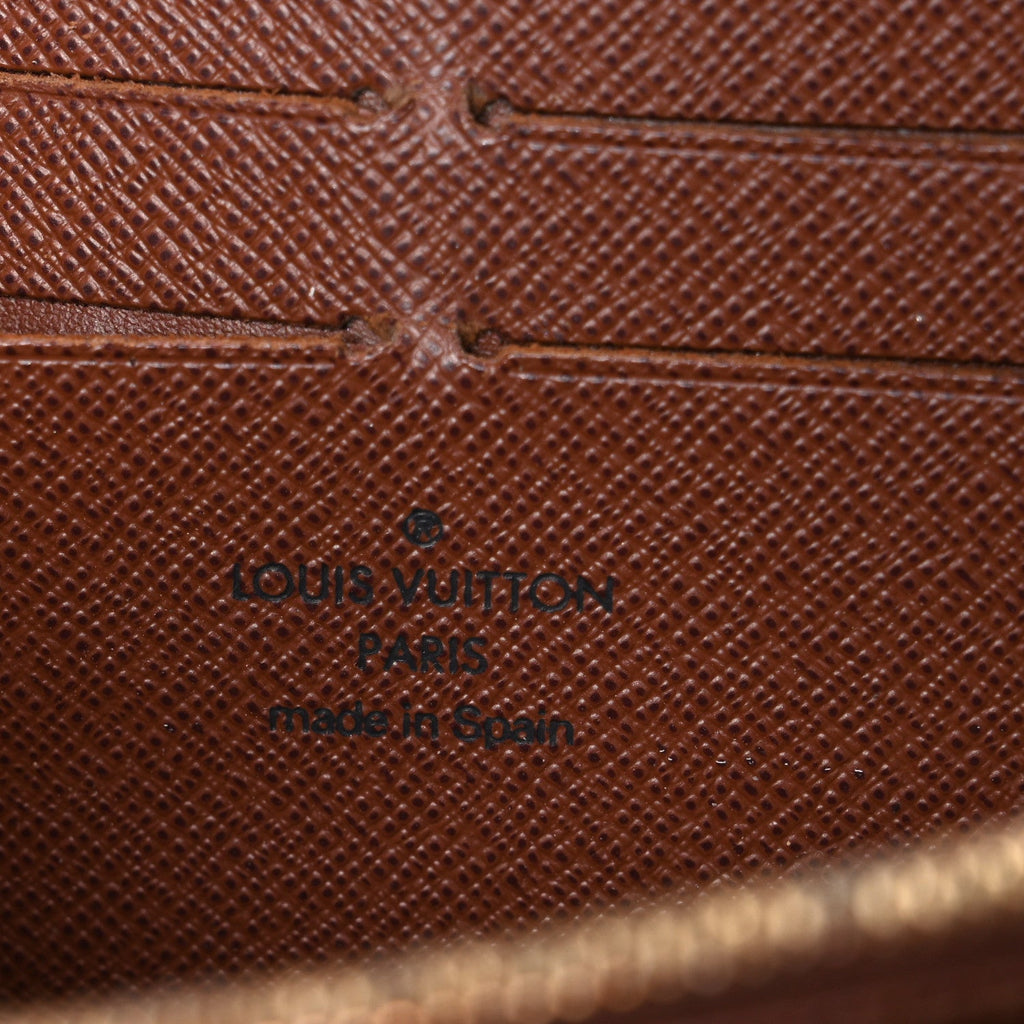 Louis Vuitton Monogram Zippy Wallet