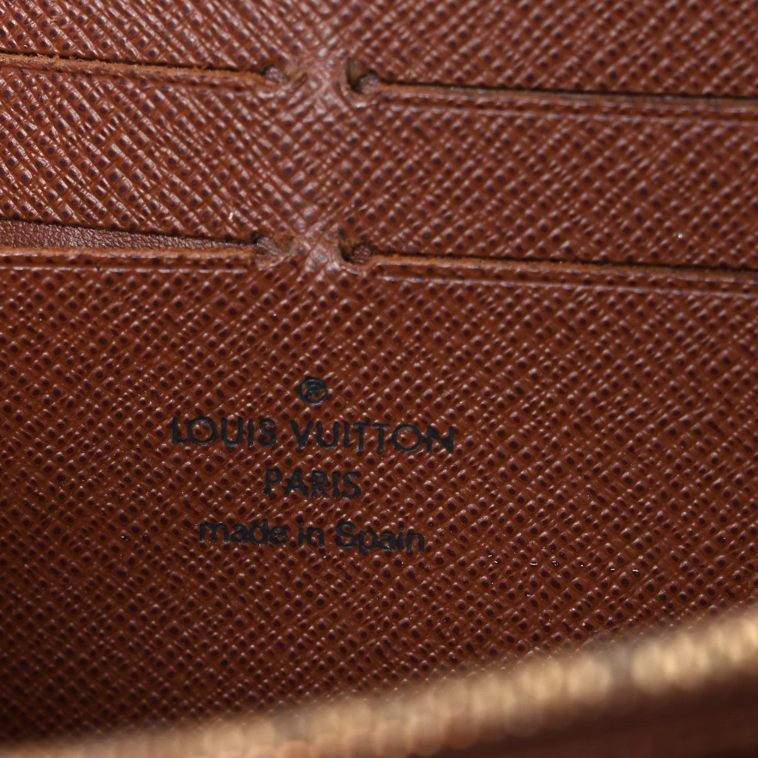 Louis Vuitton Monogram Zippy Wallet