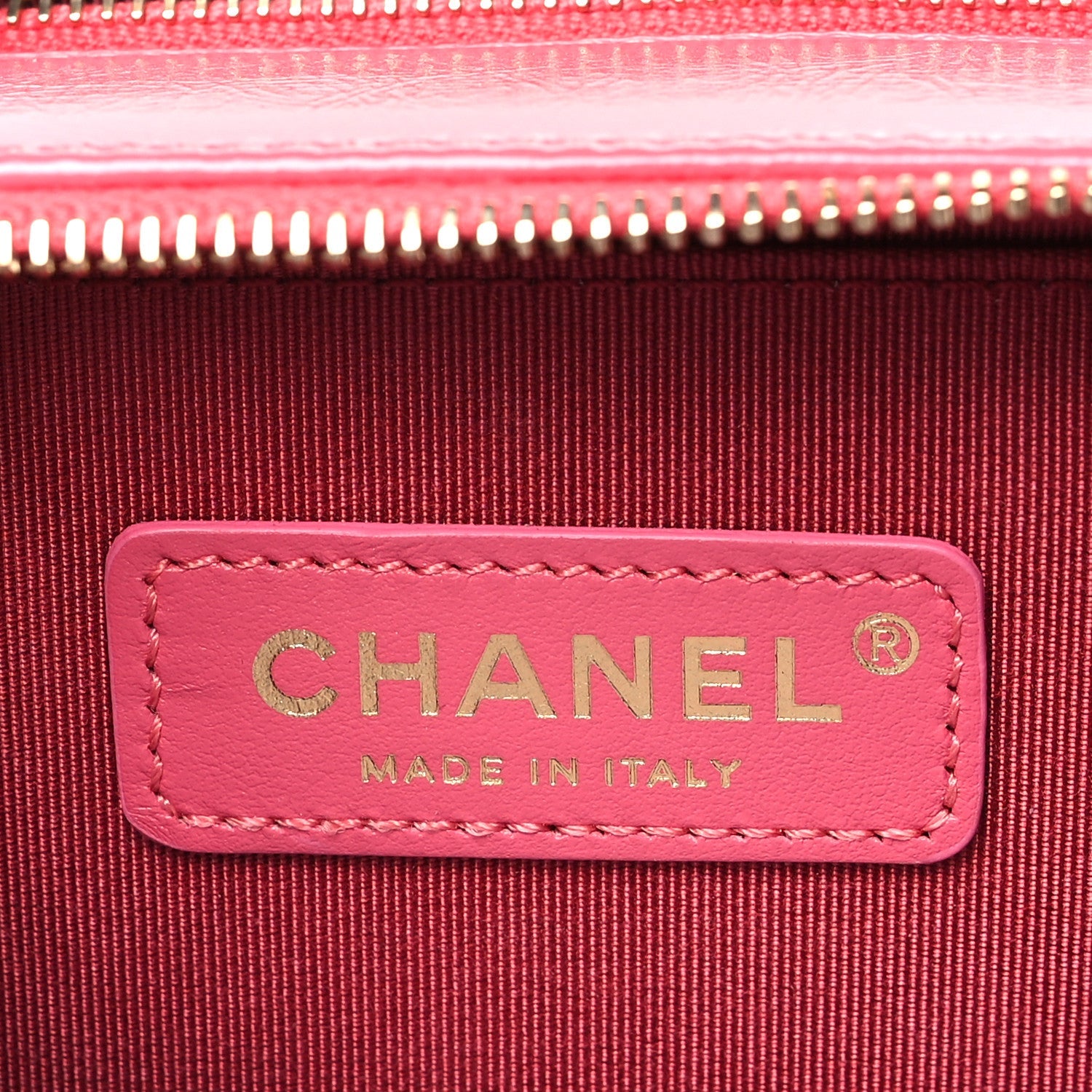 Chanel Crumpled Calfskin Quilted Mini Get Round Top Handle Vanity Case Pink