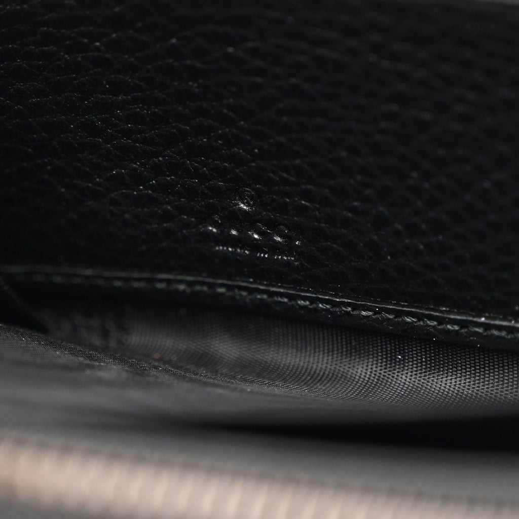 Gucci Pebbled Calfskin Blind For Love Zip Around Wallet Black