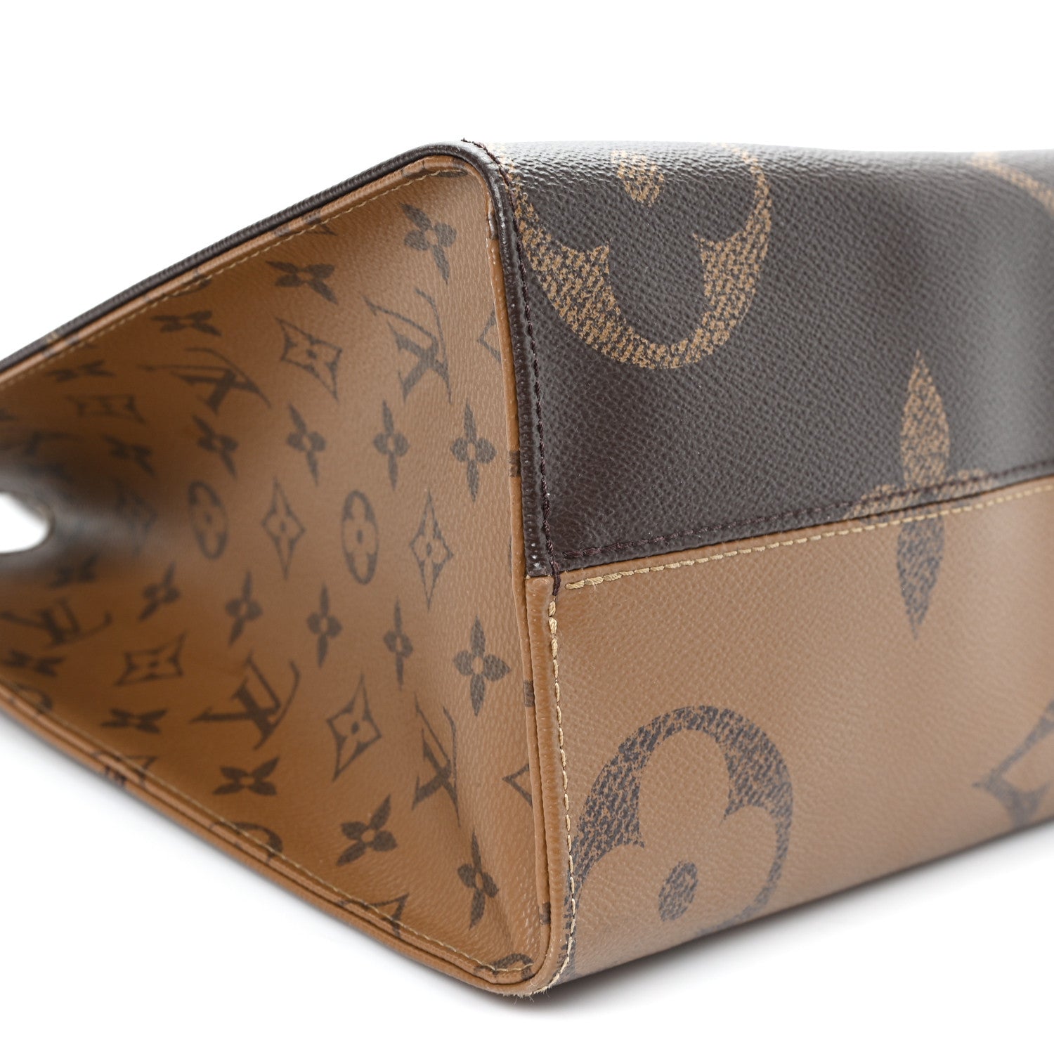 Louis Vuitton Reverse Monogram Giant Onthego MM