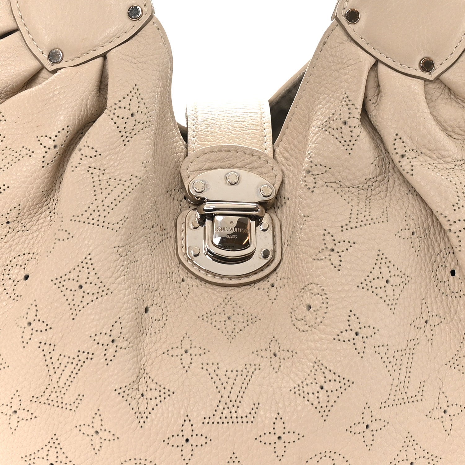 Louis Vuitton Mahina L Gris