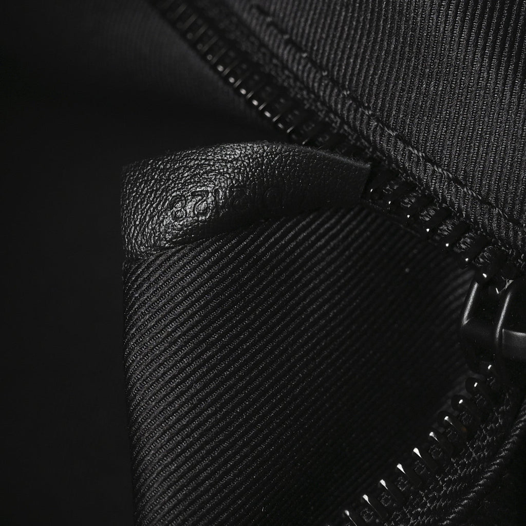 Louis Vuitton Monogram Eclipse Glaze Keepall Bandouliere 50