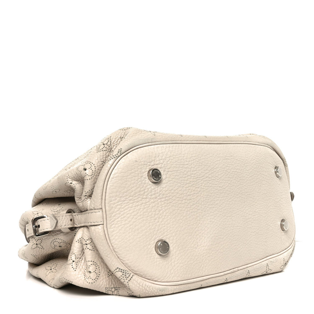Louis Vuitton Mahina L Ivory