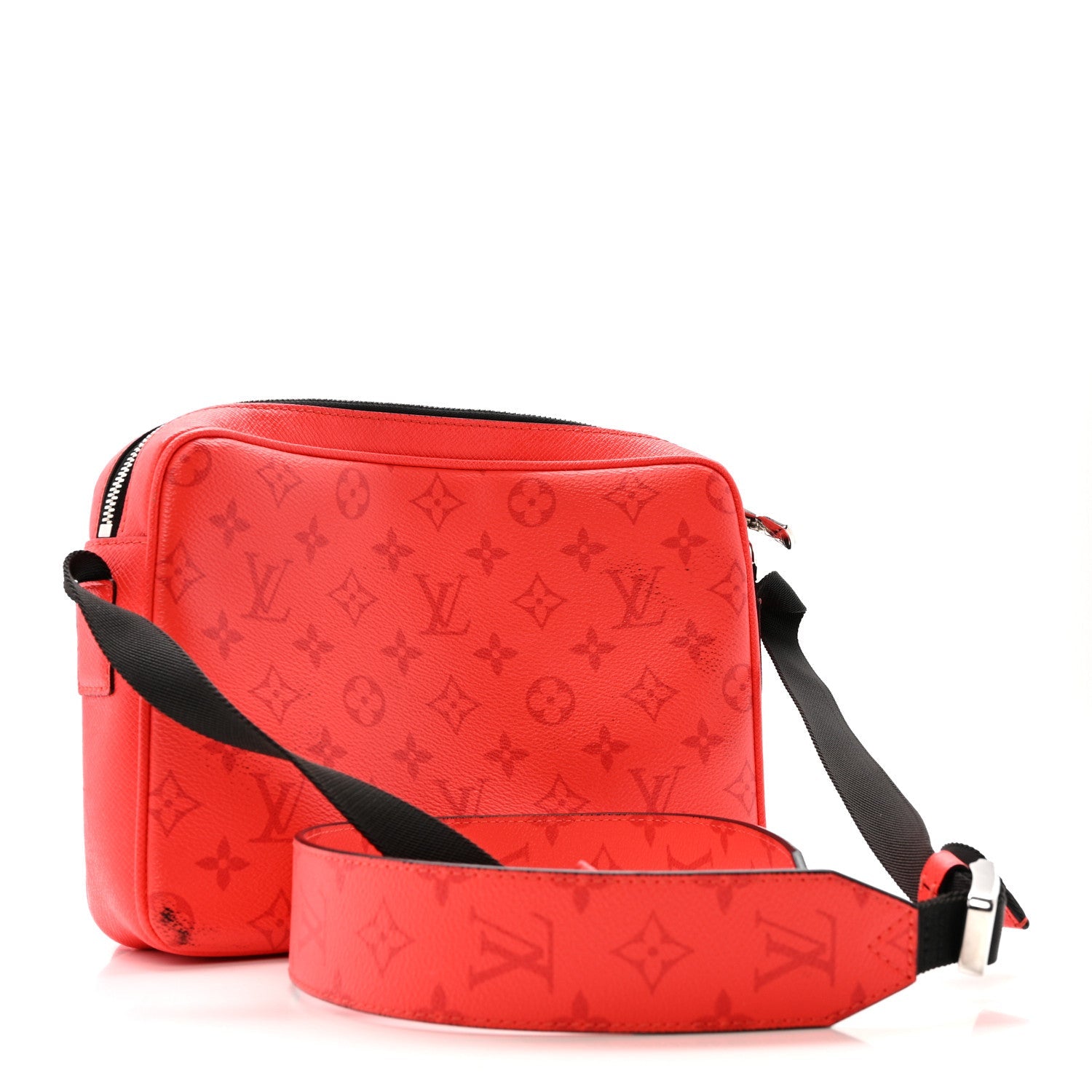 Louis Vuitton Taigarama Outdoor Messenger Red