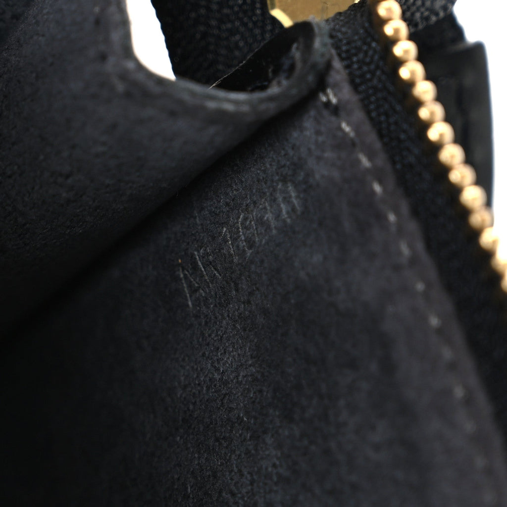Louis Vuitton Epi Pochette Accessories 24 Black