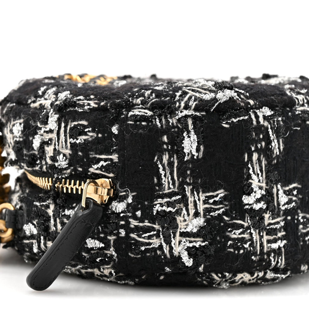 Chanel Tweed Quilted 19 Round Clutch With Chain Black White