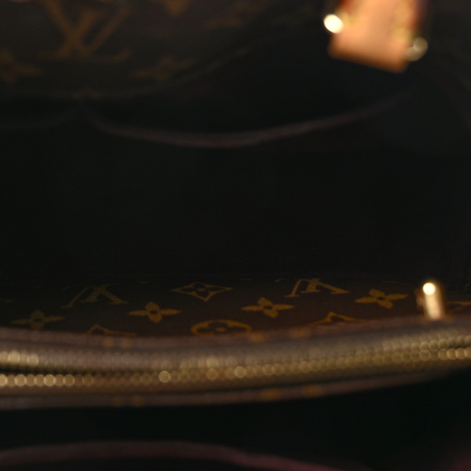 Louis Vuitton Monogram Montaigne MM