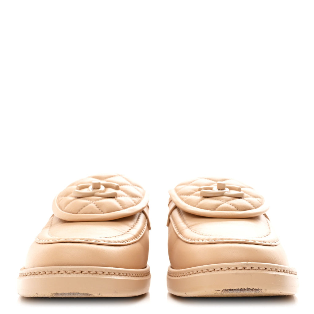 Lambskin Quilted CC Turnlock Moccasins 40 Beige