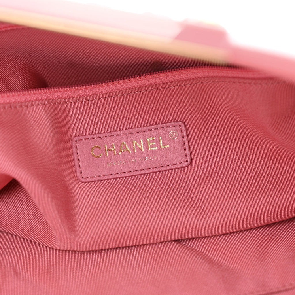 Chanel Caviar Quilted A Real Catch Clutch Pink