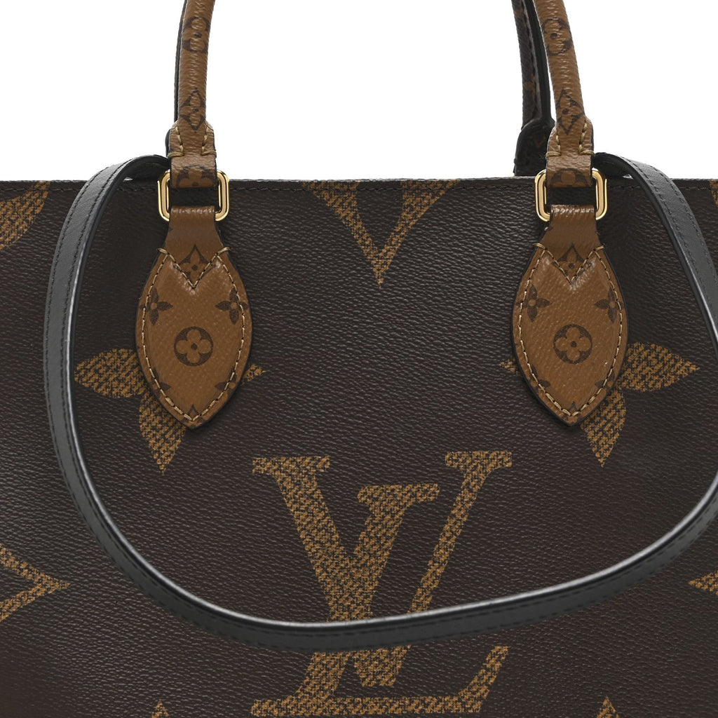Louis Vuitton Reverse Monogram Giant Onthego MM
