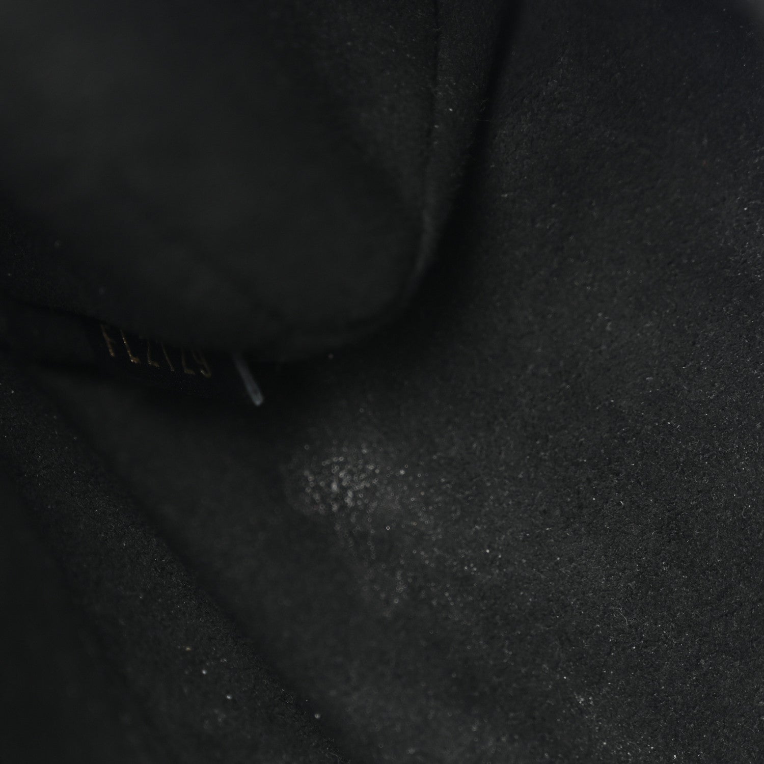 Louis Vuitton Monogram Locky BB Black