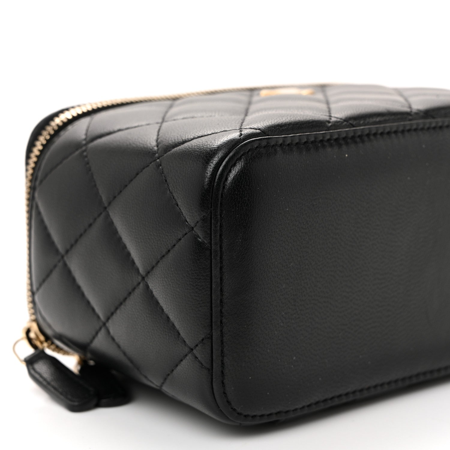 Chanel Lambskin Quilted Pearl Crush Small Vanity Case With Chain Black