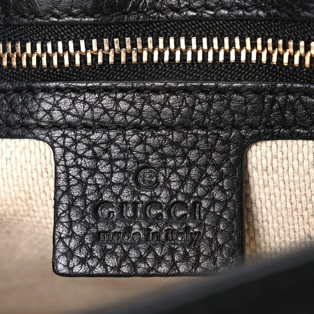 Gucci Pebbled Calfskin Medium Soho Flap Crossbody Black