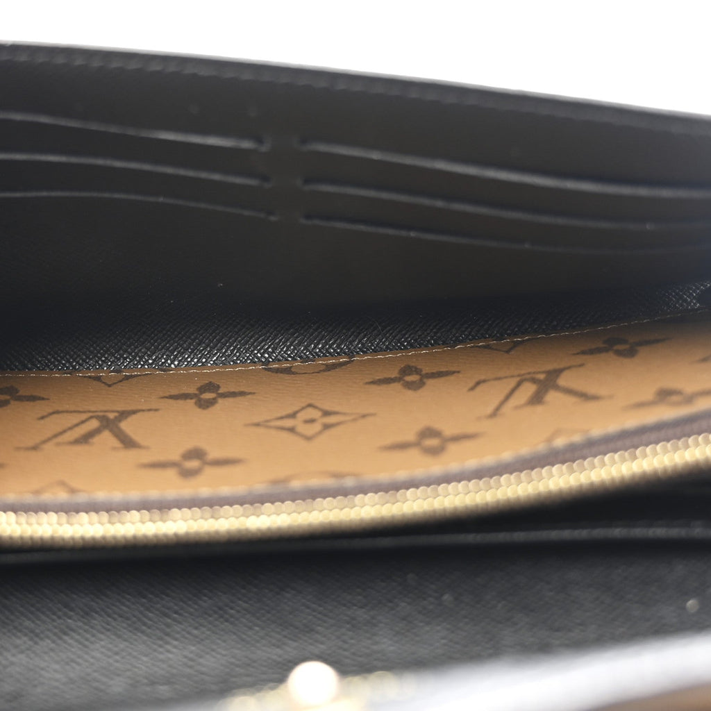 Louis Vuitton Reverse Monogram Giant Sarah Wallet