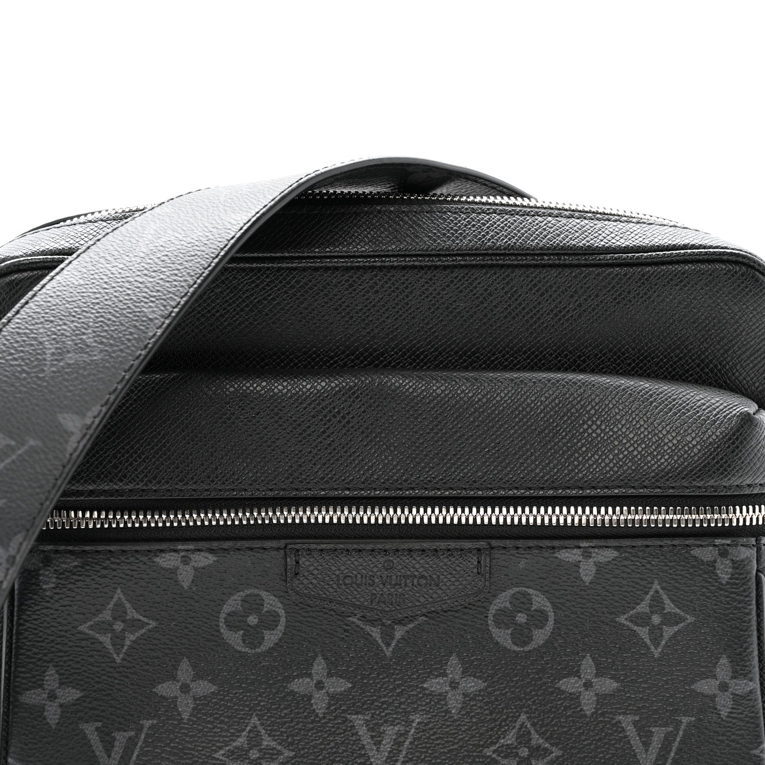 Louis Vuitton Taiga Monogram Eclipse Outdoor Messenger Black