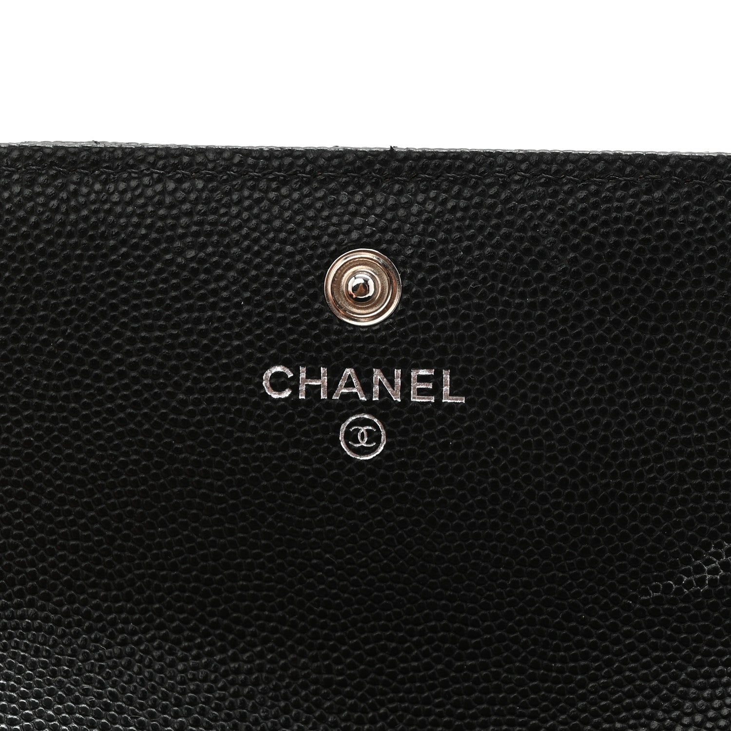 Caviar Quilted Chanel 19 Flap Wallet Black White