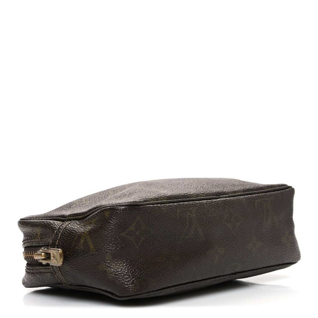 Louis Vuitton Monogram Trousse Toilette 19