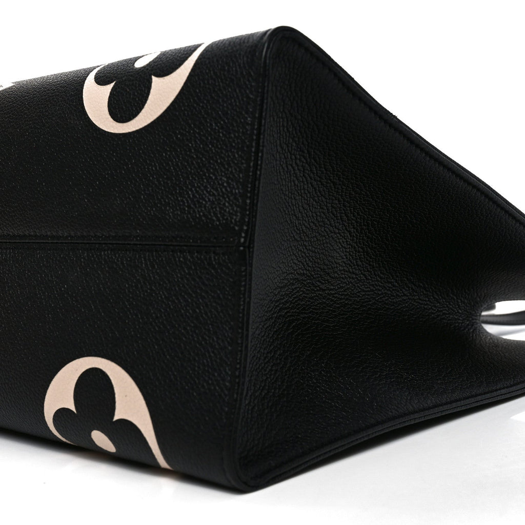 Louis Vuitton Empreinte Monogram Giant Onthego GM Black Beige