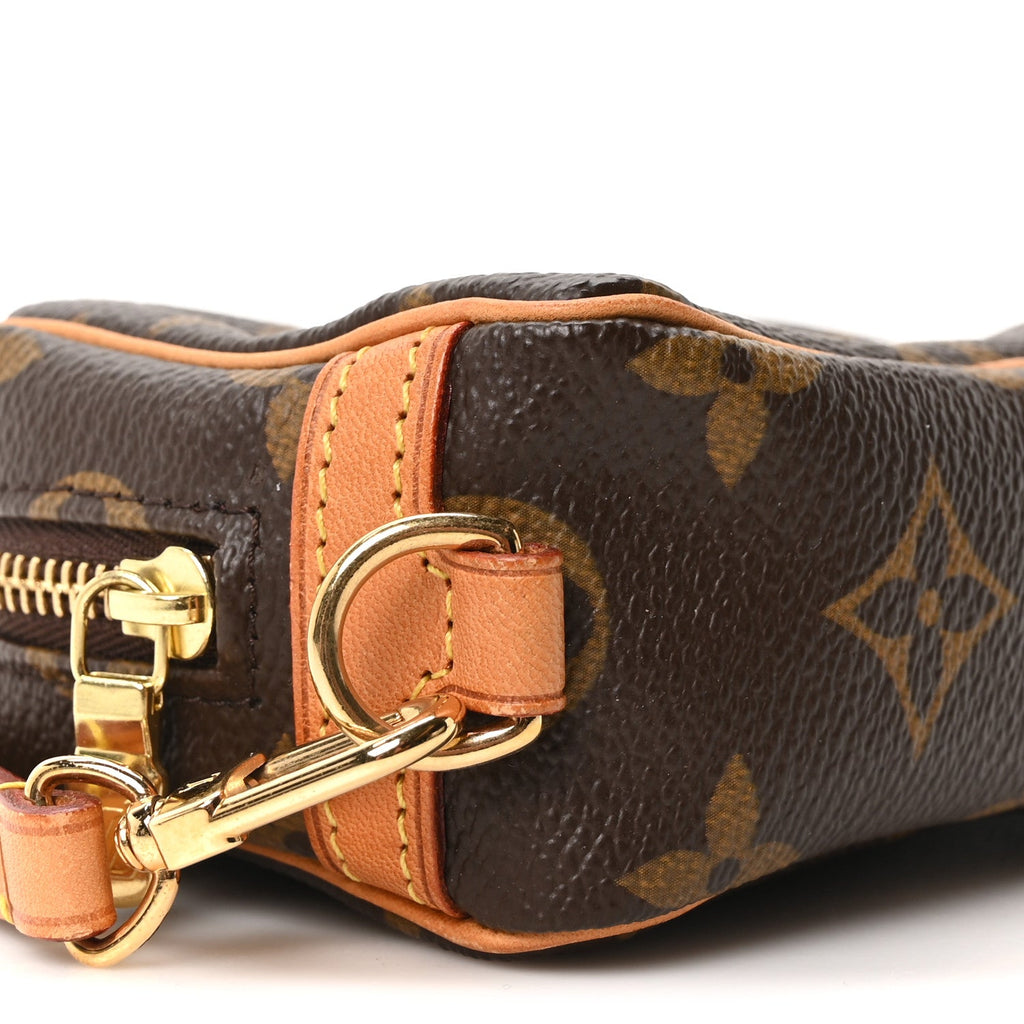 Louis Vuitton Monogram Wapity