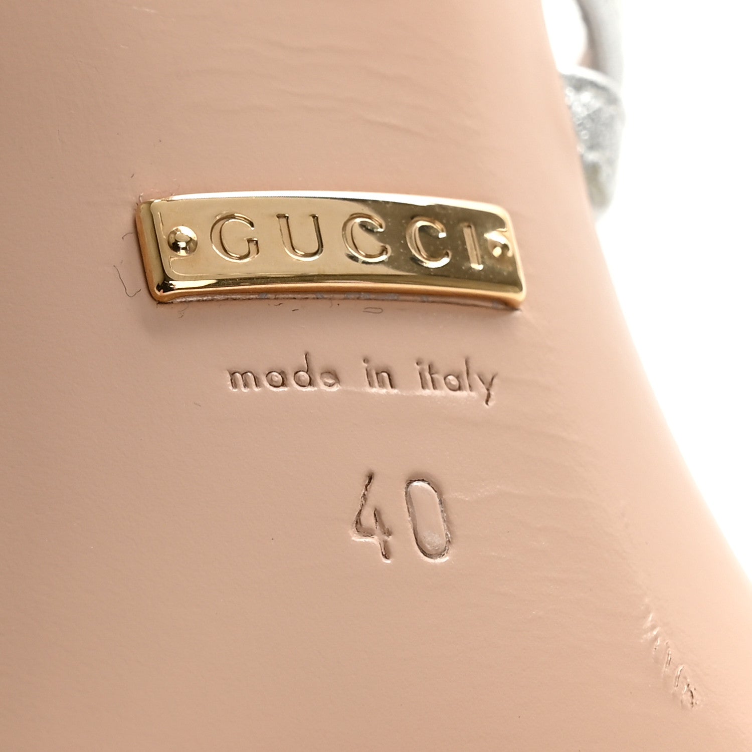 Gucci Metallic Nappa Victoria Strappy Horsebit Sandals 40 Silver