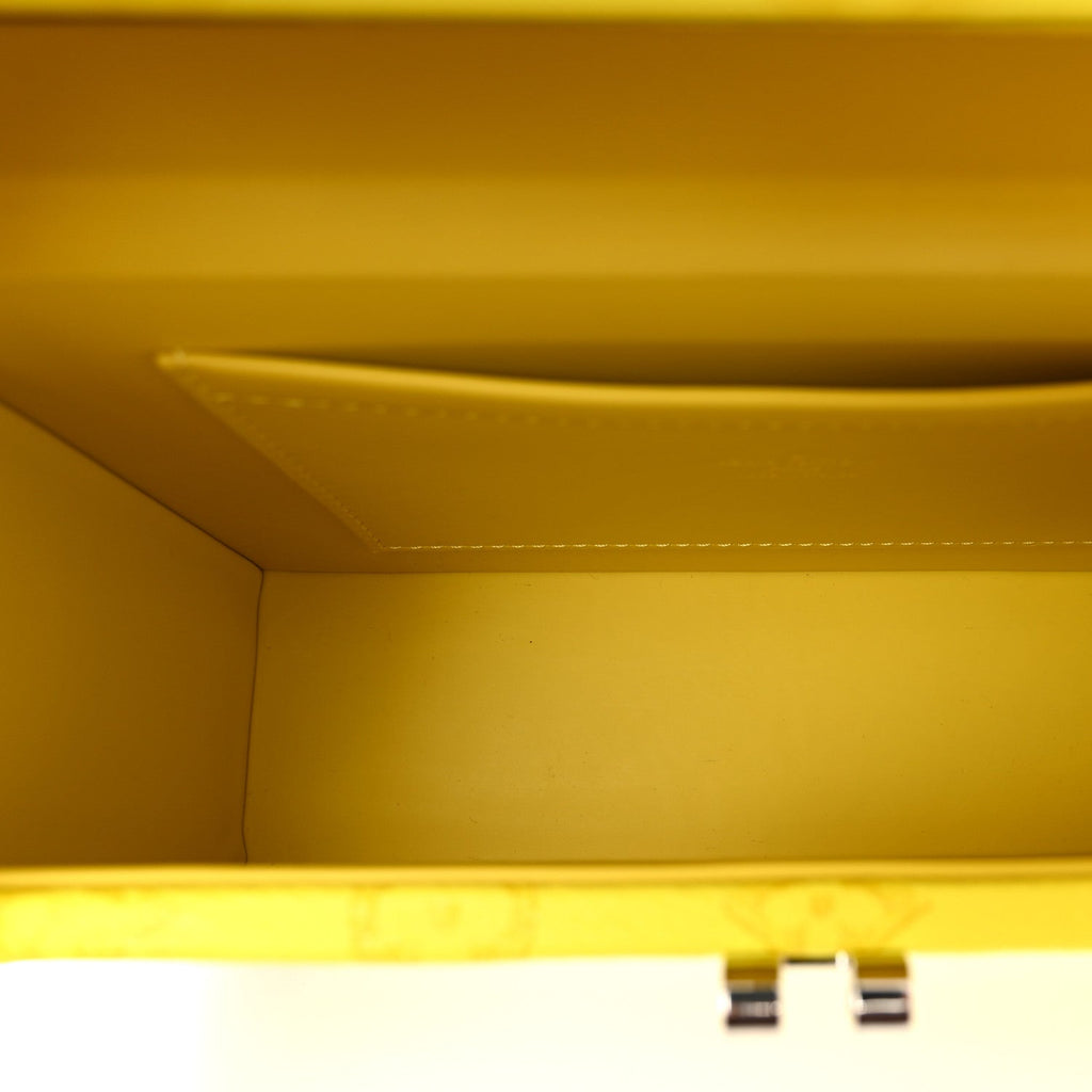 Louis Vuitton Vintage Monogram Everyday LV Clutch Trunk Jaune