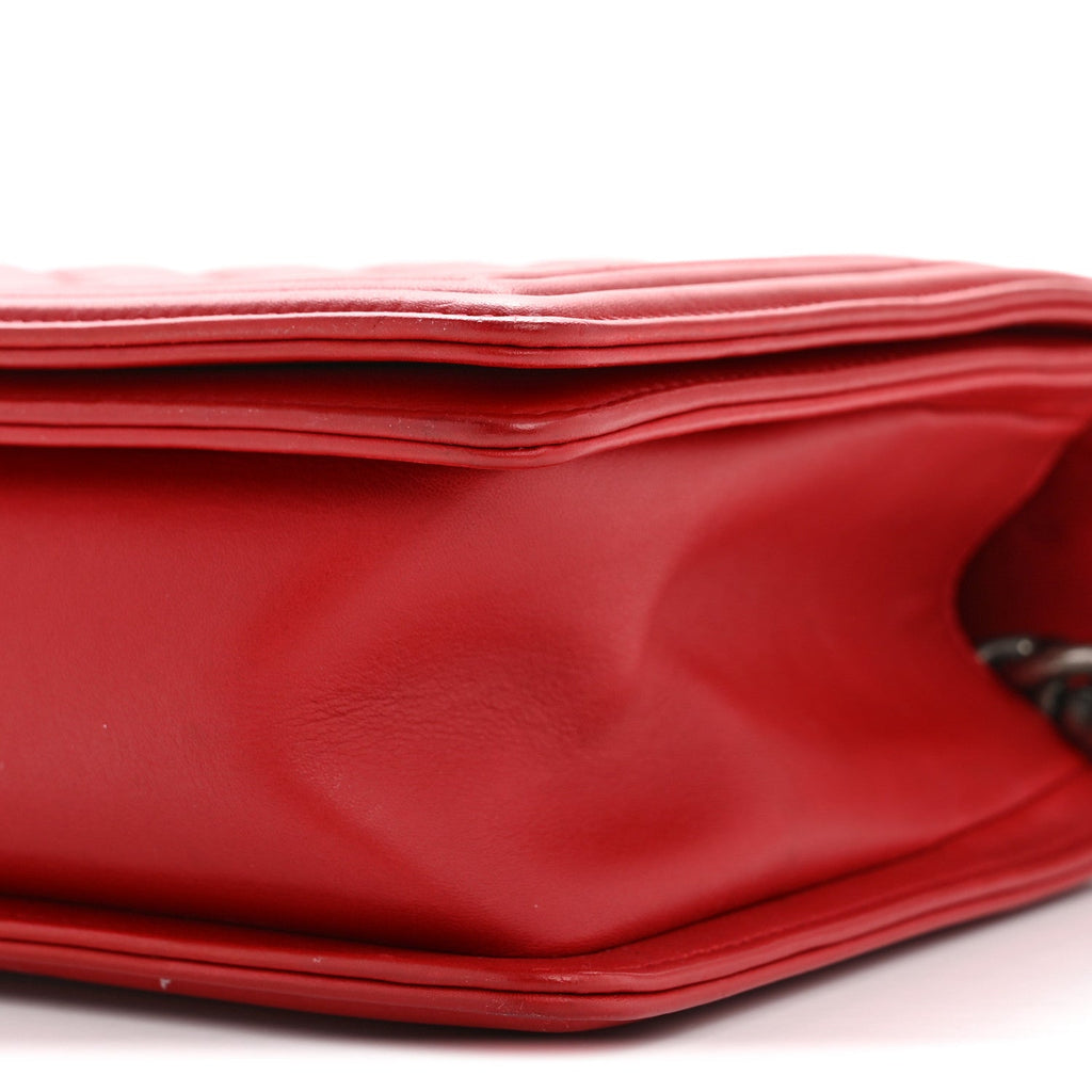 Chanel Calfskin Quilted New Medium Boy Flap Red