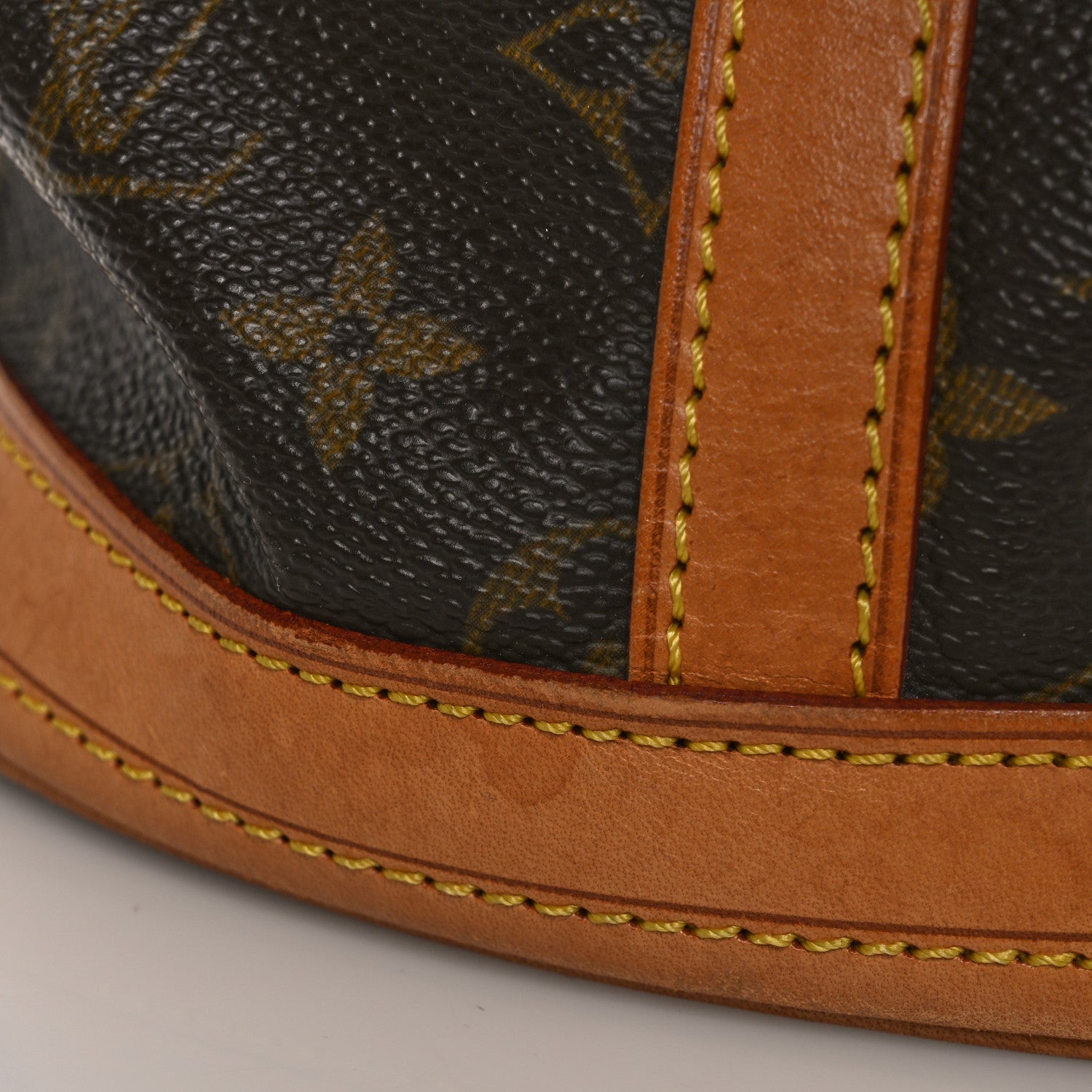 Louis Vuitton Monogram Bucket 27