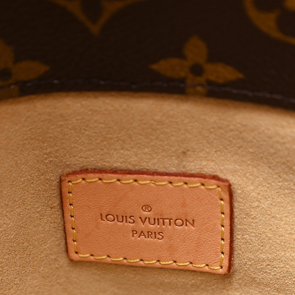 Louis Vuitton Monogram Artsy MM