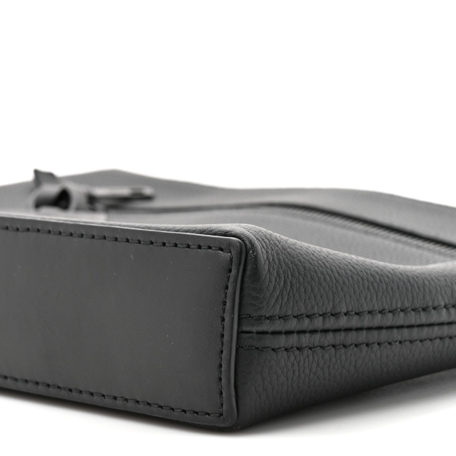 Louis Vuitton Grained Calfskin Aerogram Takeoff Pouch Black
