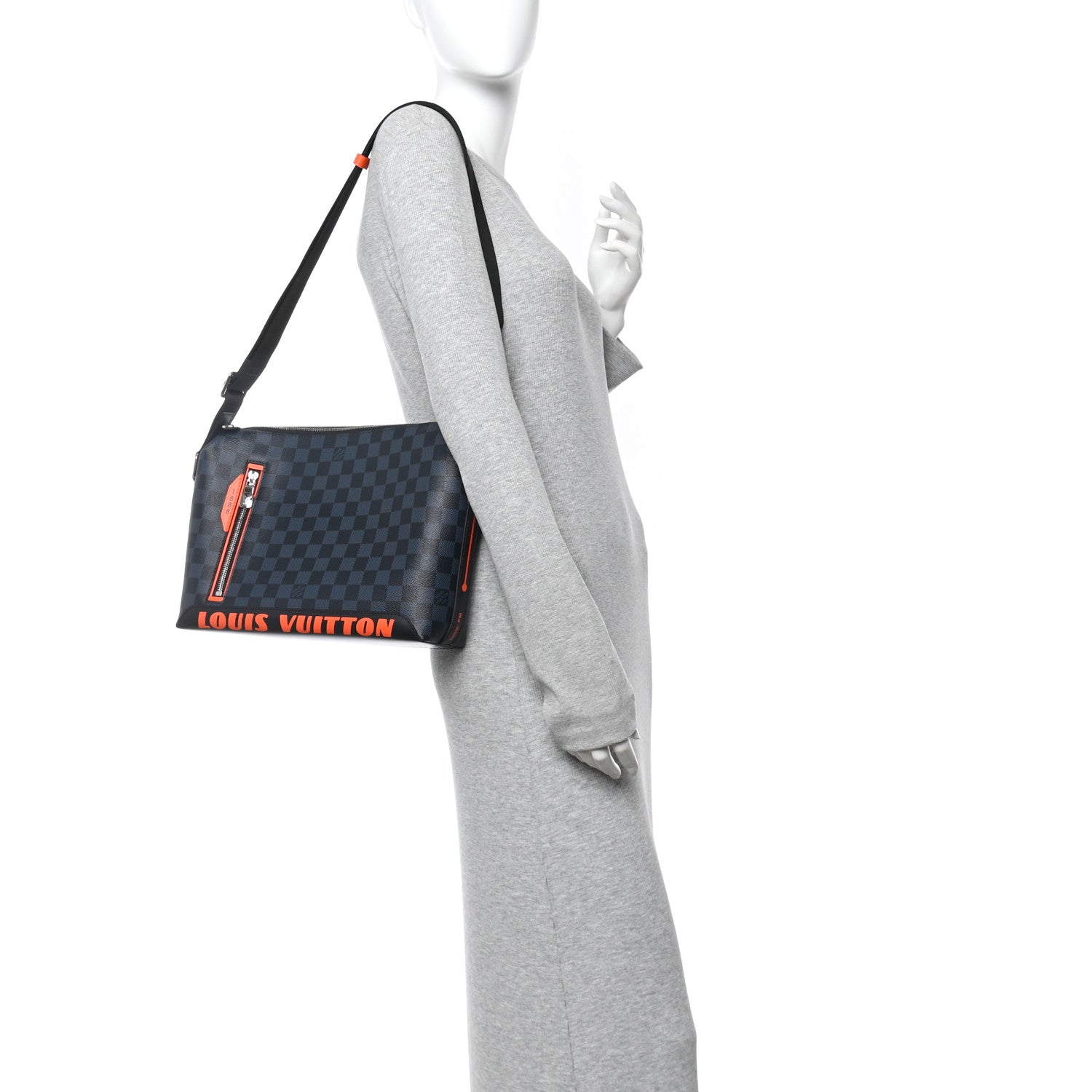 Louis Vuitton Damier Cobalt Race Discovery Messenger