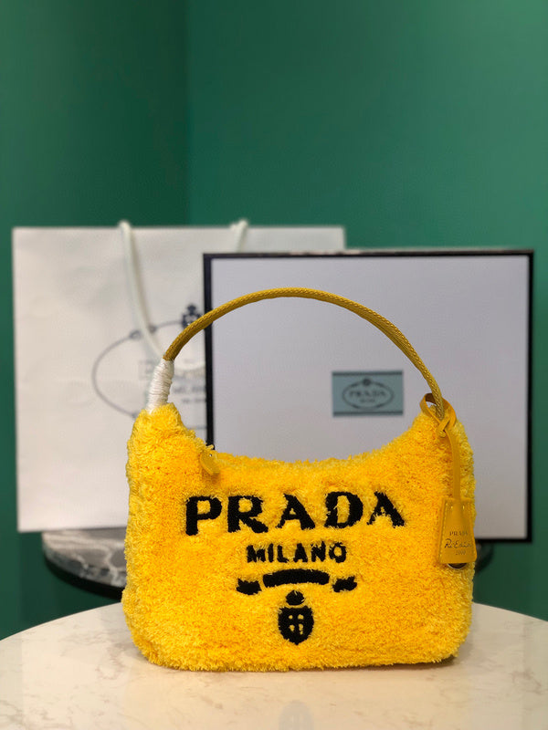 Prada Bags - 2711