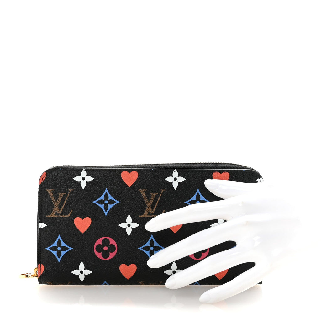 Louis Vuitton Game On Zippy Wallet Black