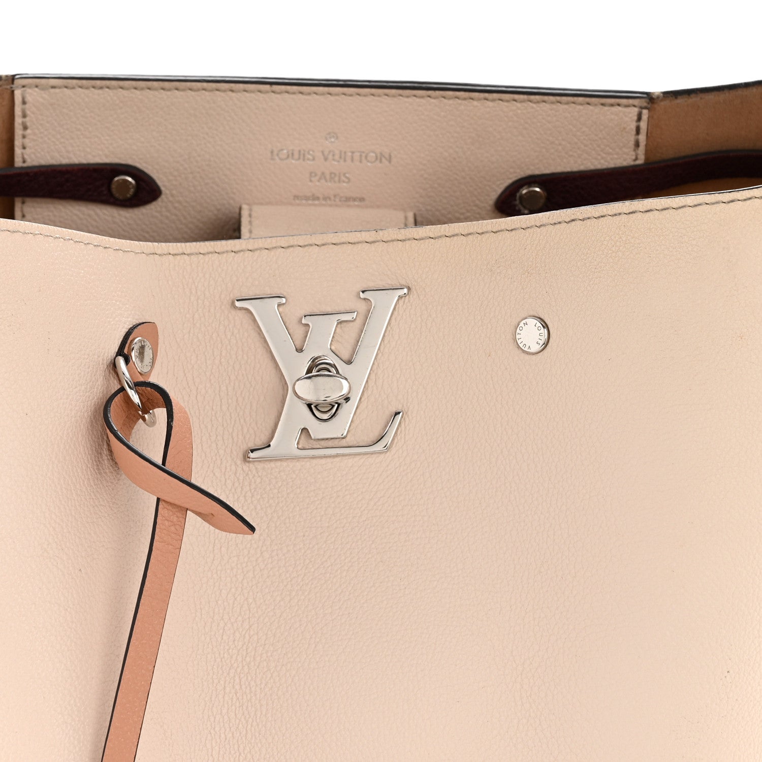Louis Vuitton Calfskin Lockme Bucket Soie Quartz Calla