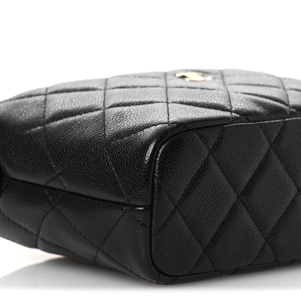 Chanel Caviar Quilted Hobo Clutch With Chain Black