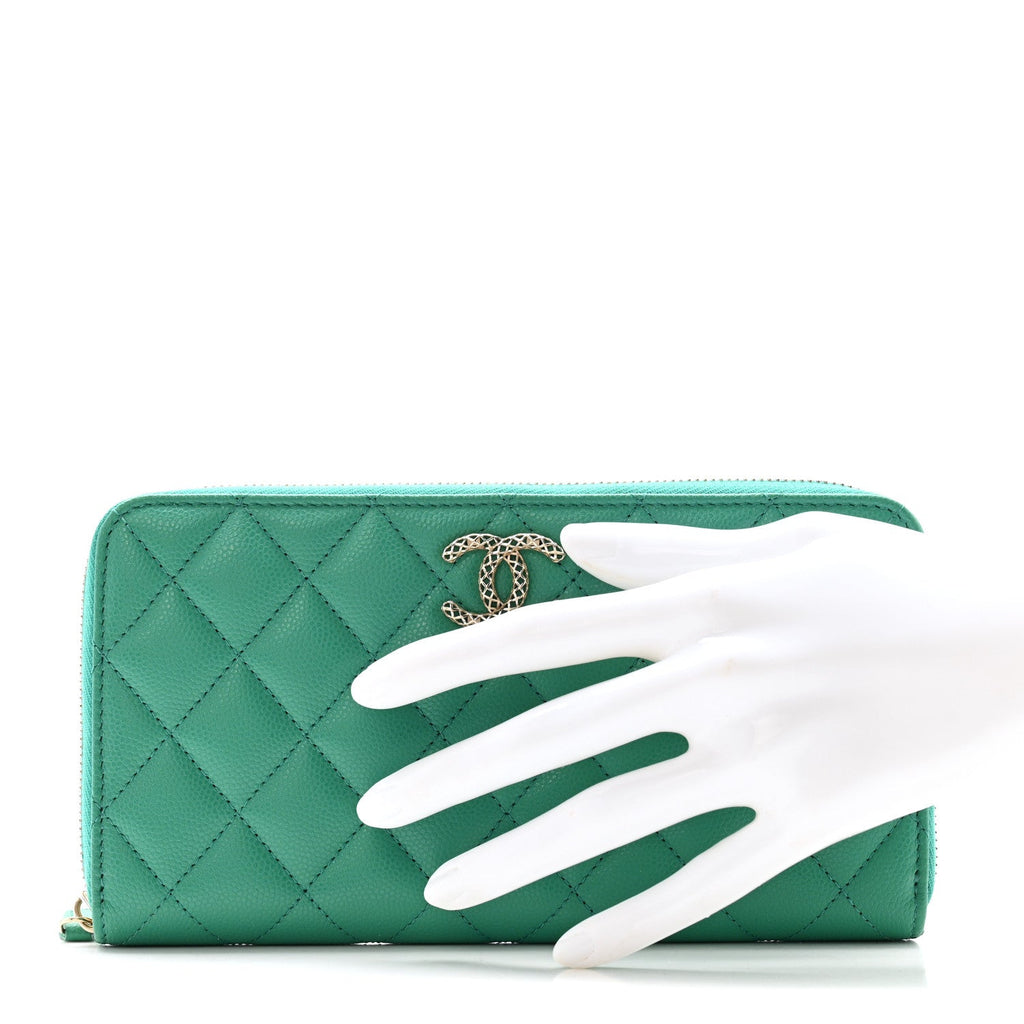 Caviar Quilted Perforated CC Long Zipped Wallet Green