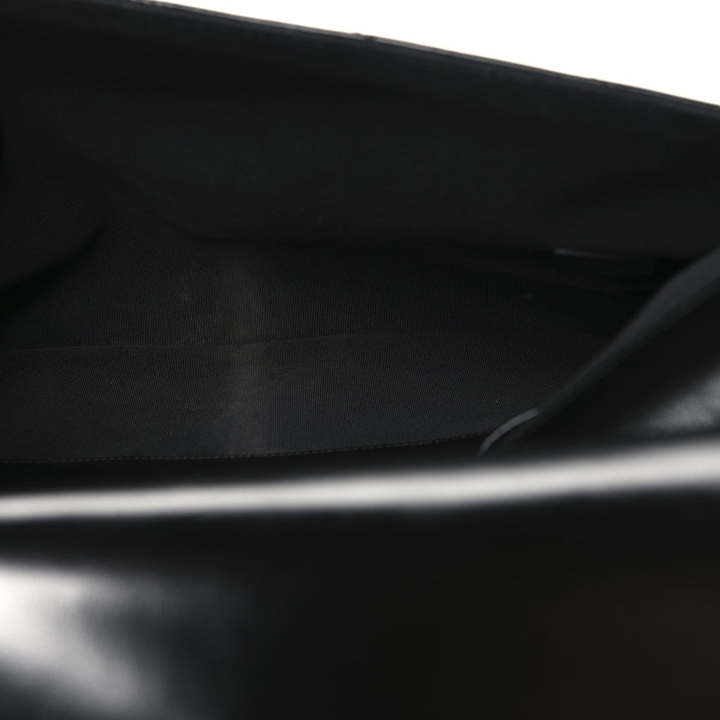 Calfskin Chevron Quilted Medal Flap Clutch Black