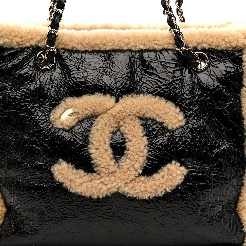 Chanel Shiny Crumpled Sheepskin Shearling CC Mania Tote Bag Black Beige